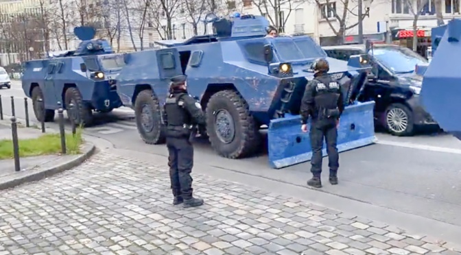 Macron Begins Sending Armed Vehicles to Paris as Trucking Convoy Moves In
