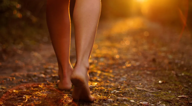 Walking Barefoot Can Improve Your Health And There Is Science To Back It Up
